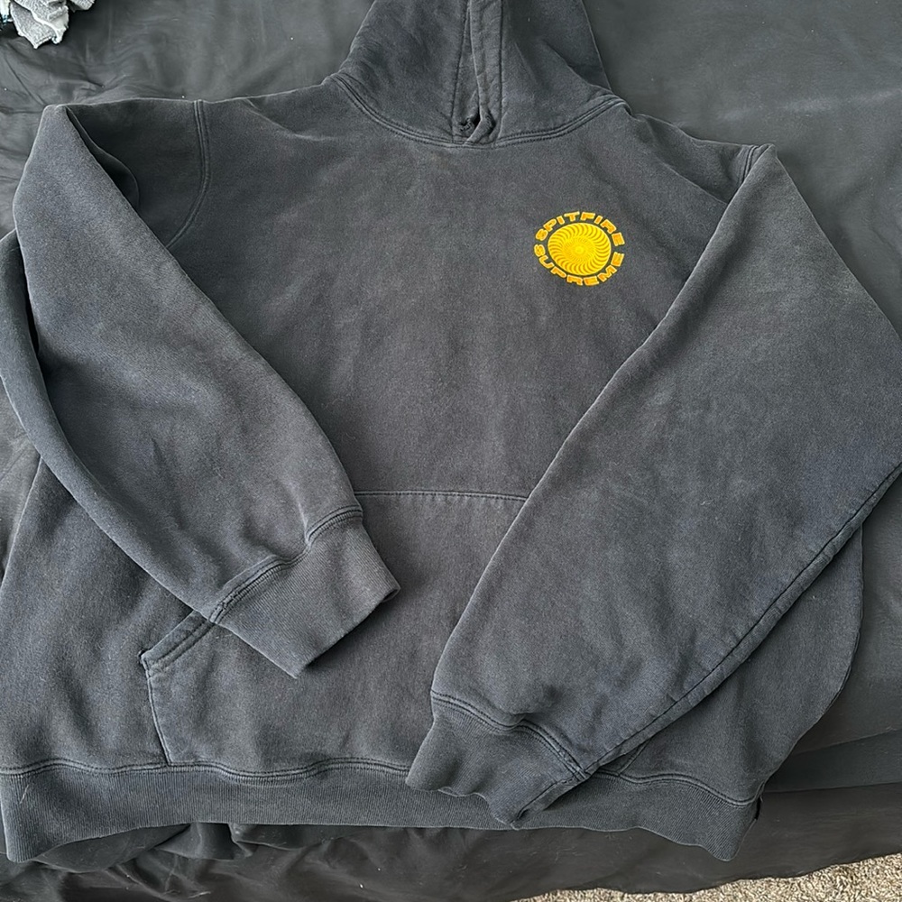 Supreme hoodie